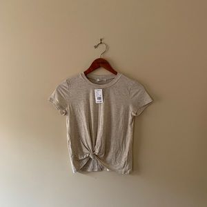 NWT Knot Top